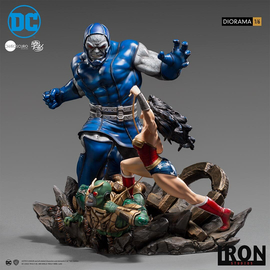 Статуэтка DC Comics Wonder Woman vs Darkseid Diorama