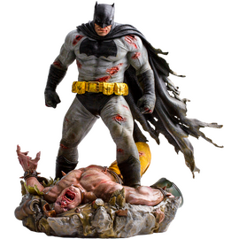 Статуэтка  DC Comics Batman Iron Studios The Dark Knight Returns Diorama